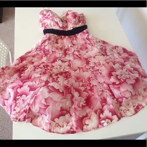 Anthropologie Maeve floral off-the-shoulder dress size 0